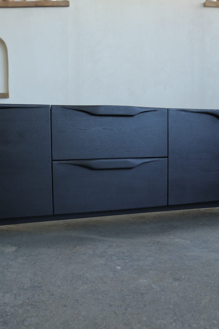 Comoda Noir - OUTLET