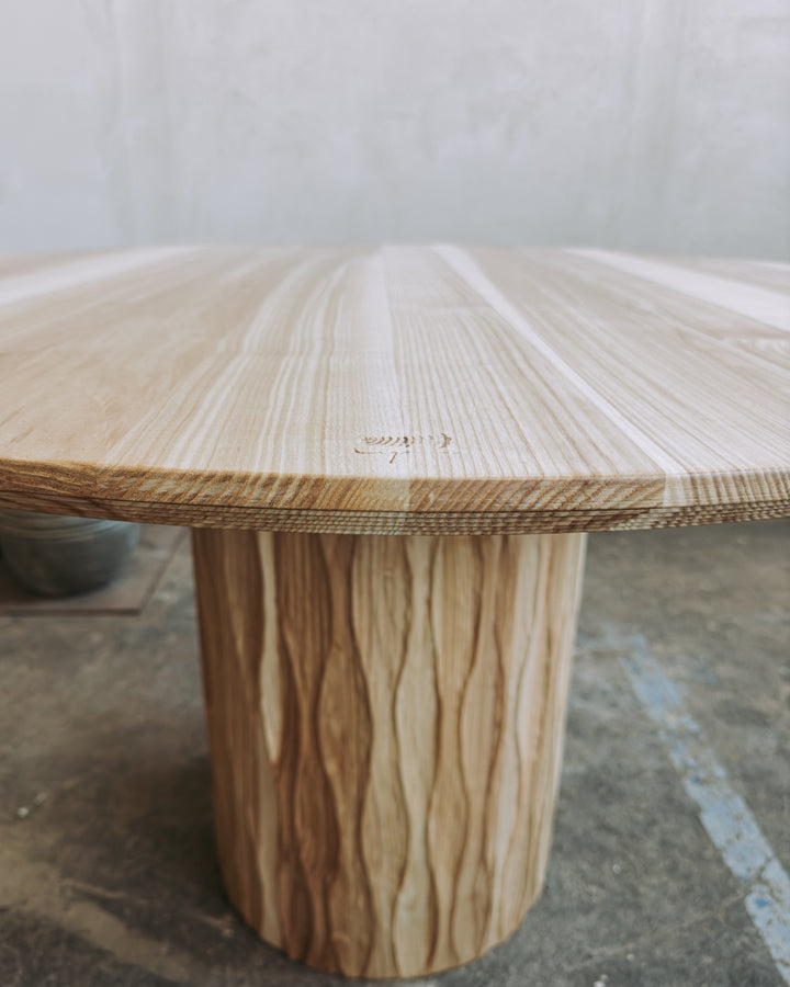 Masa Sculptural - OUTLET