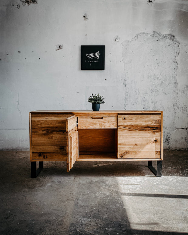 Comoda Monobloc v.1